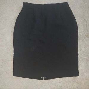 Nwot Liz Claiborne black lined skirt size 10